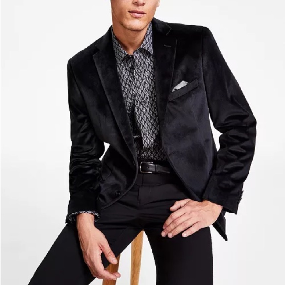 Men’s Slim Fit Velvet Blazer